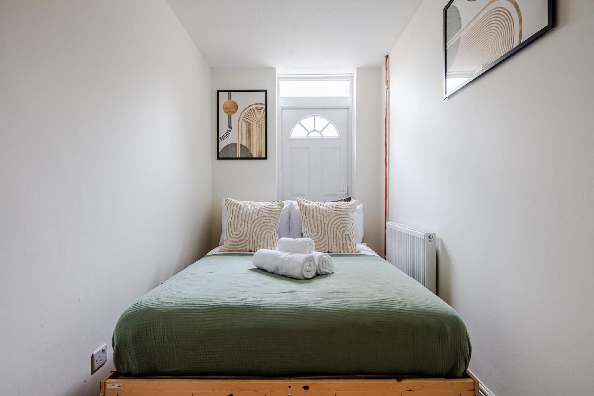 River Thames & Tate Britain - 4br With Patio - Cityapartmentstay Appartamento
